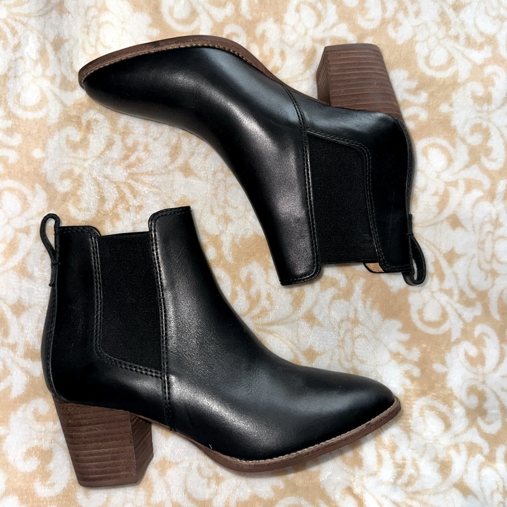 COPY - Madewell black heeled boots ✨